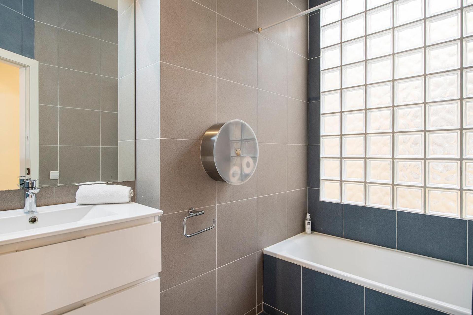 Sleep & Stay Luxury Top Floor Apt With Terrace Girona Dış mekan fotoğraf
